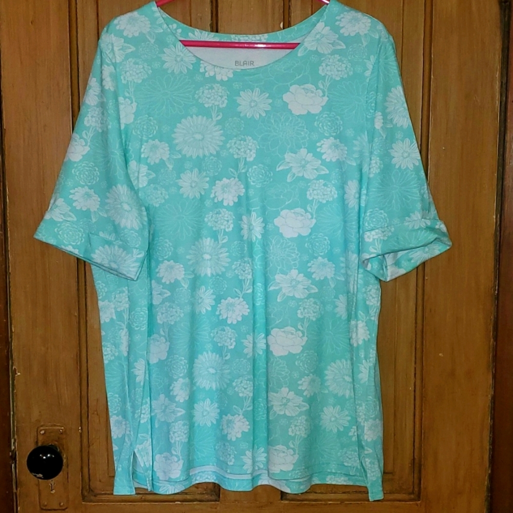 Blair Floral Pattern Tshirt XL